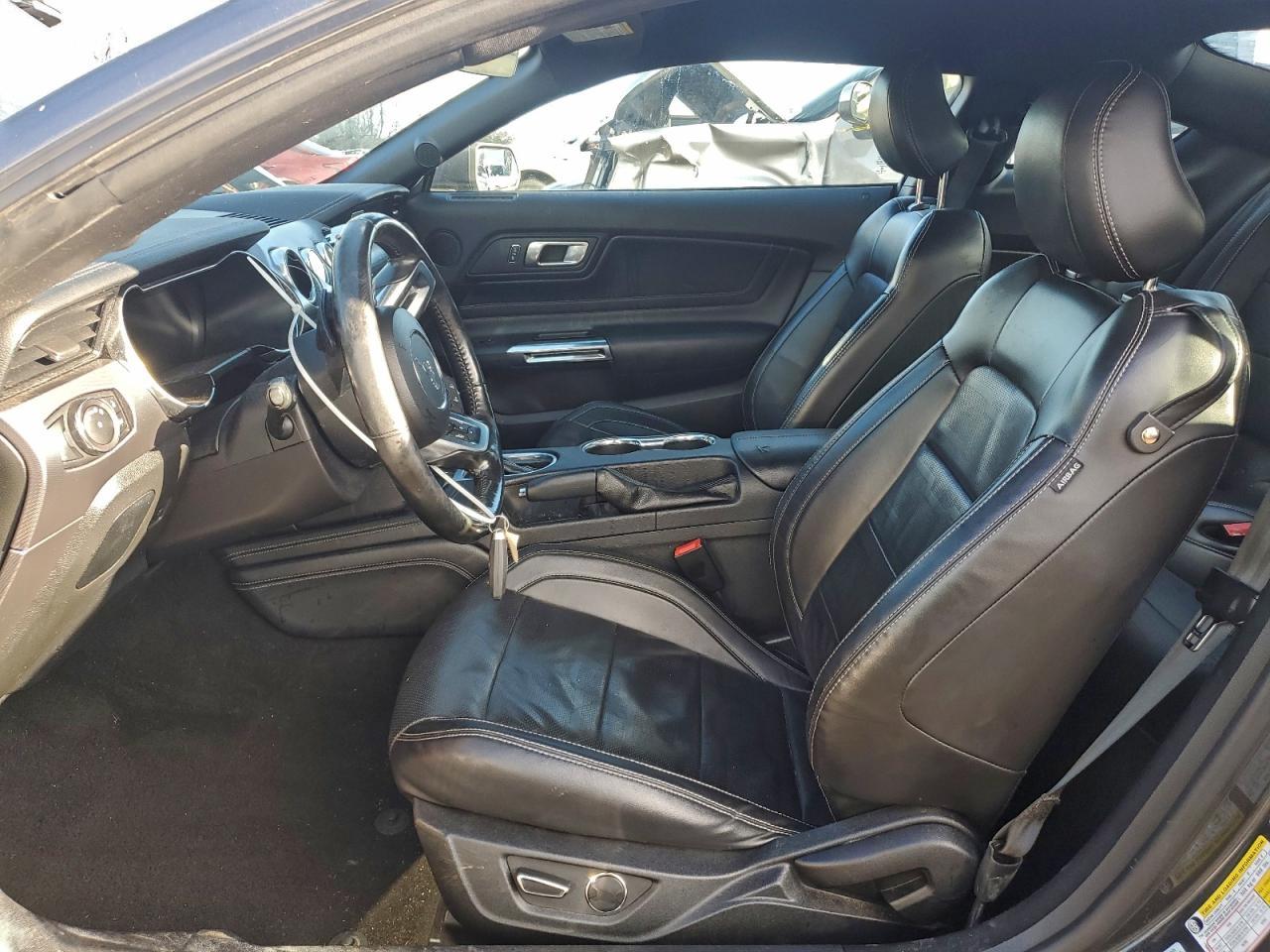 2019 Ford Mustang Gt - zdjęcie 7