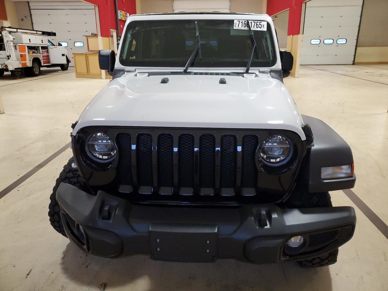 2021 Jeep Wrangler - zdjęcie 5
