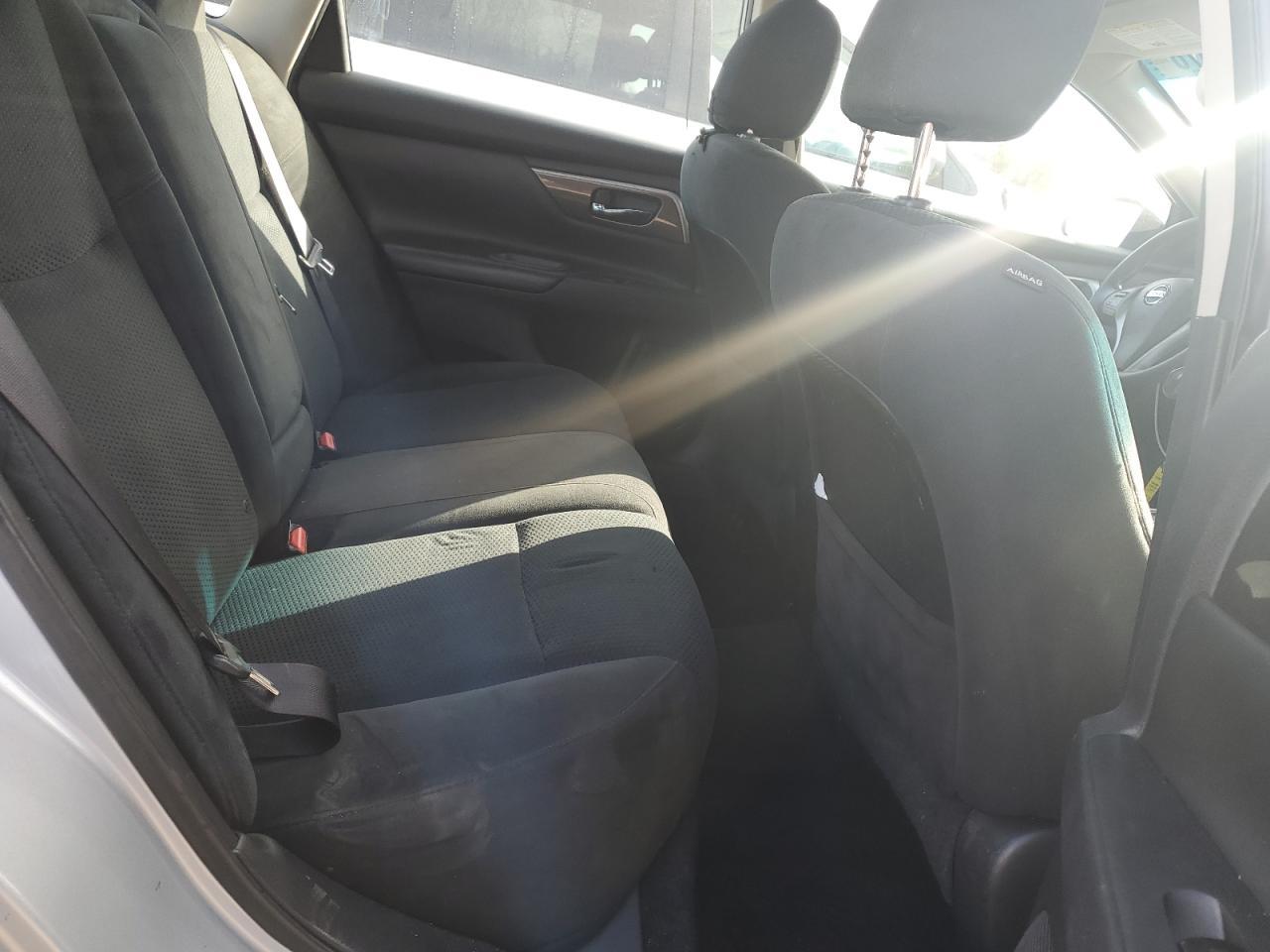 2015 Nissan Altima 2.5 - zdjęcie 10