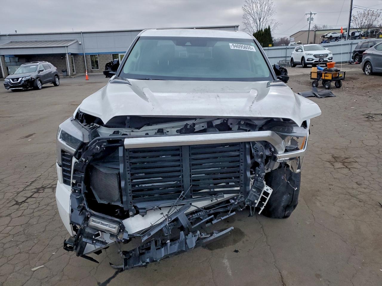 2023 Toyota Tundra Crewmax Limited - zdjęcie 5