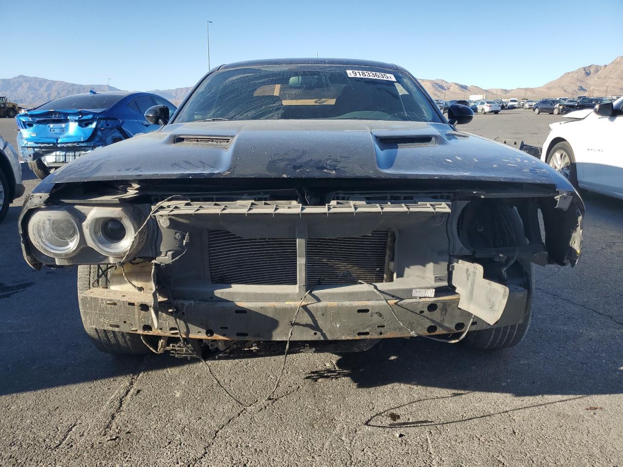 2015 Dodge Challenger Sxt - zdjęcie 5