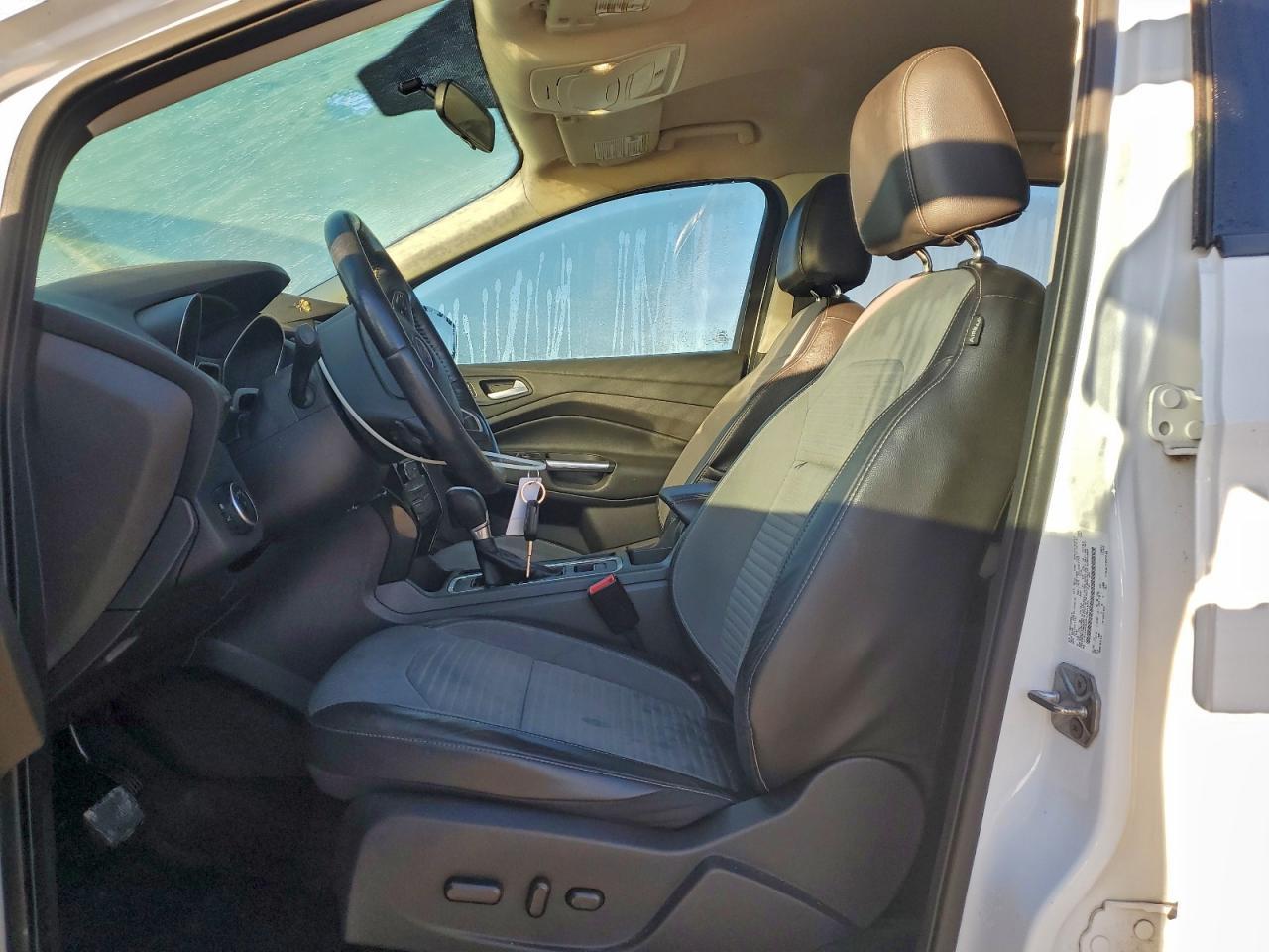 2017 Ford Escape - zdjęcie 7