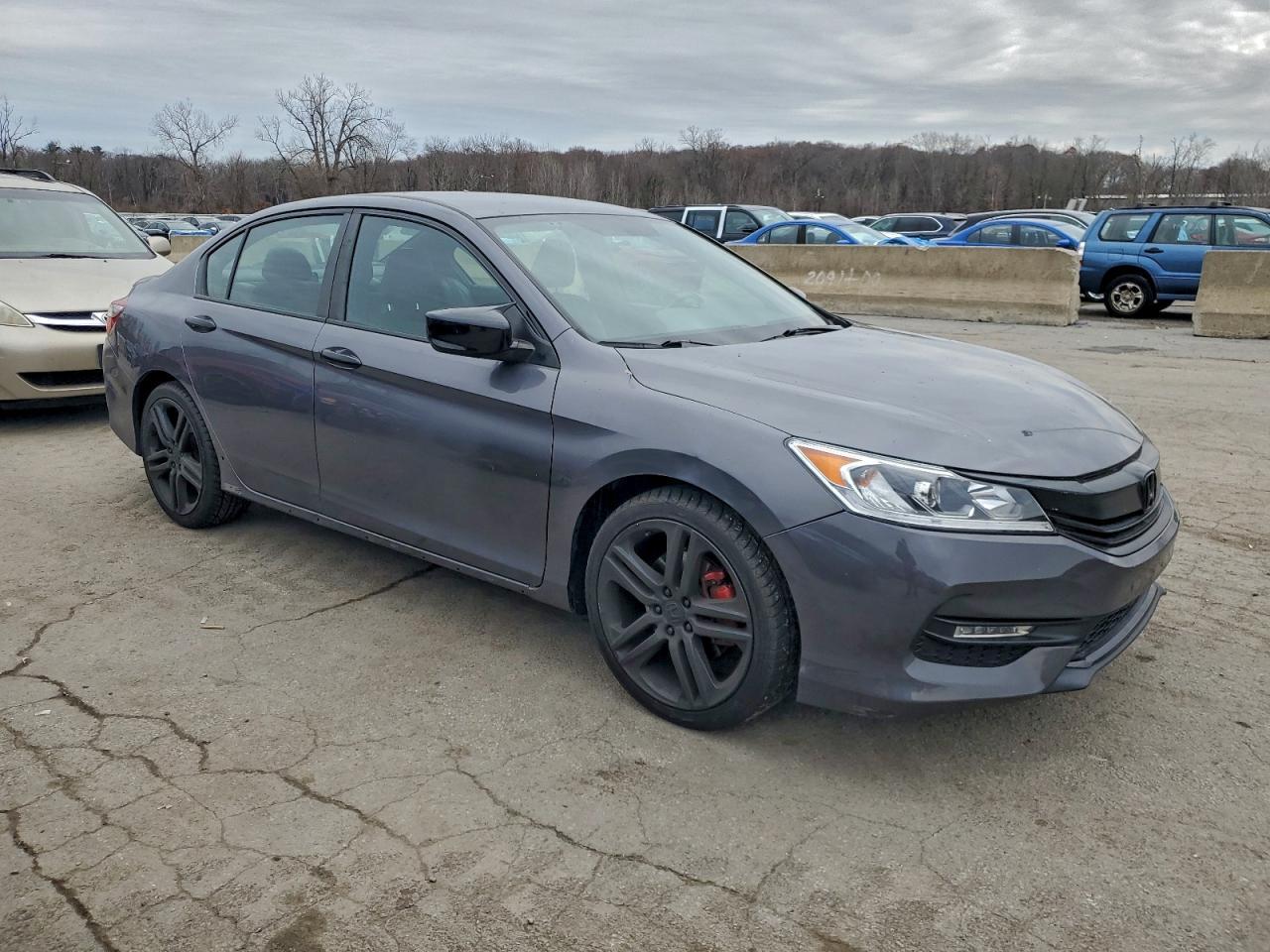 2017 Honda Accord - zdjęcie 4