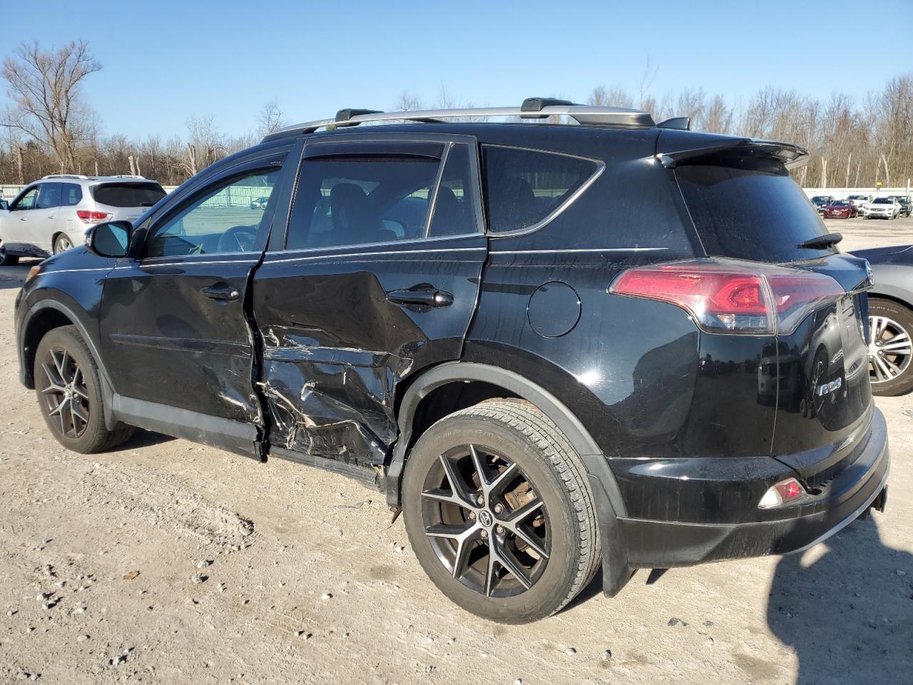 2016 Toyota RAV 4 - zdjęcie 2