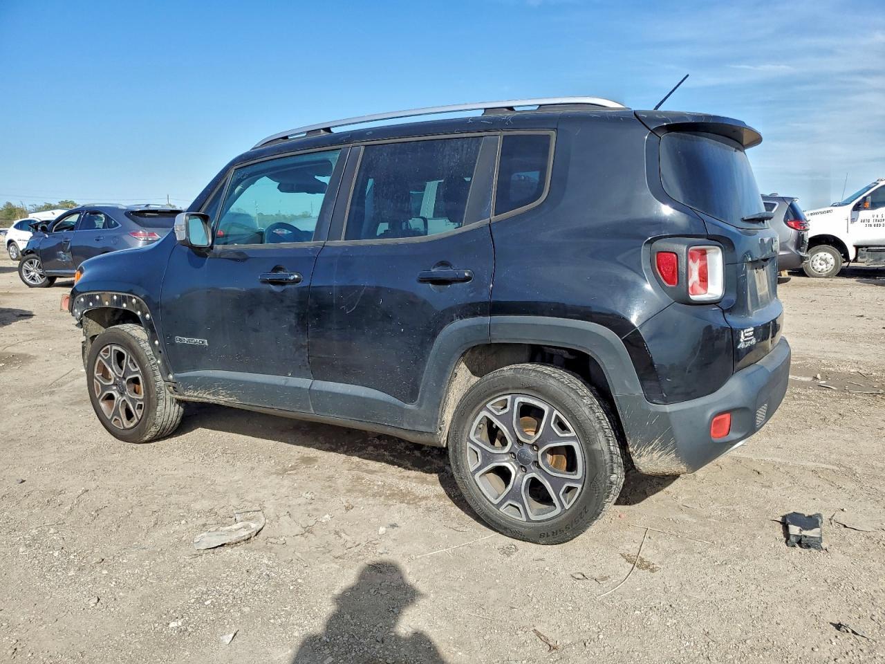 2015 Jeep Renegade - zdjęcie 2