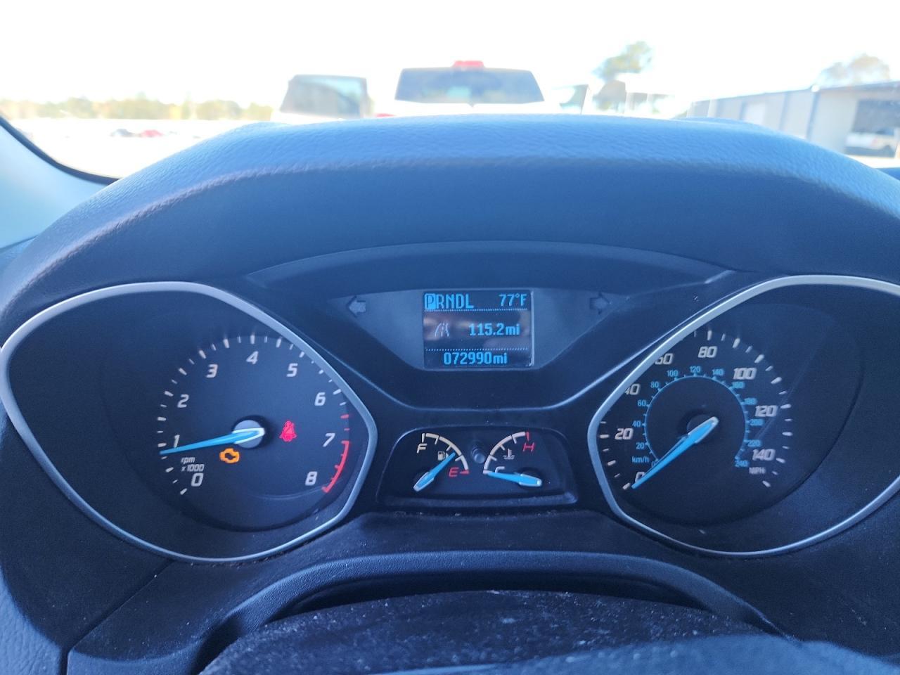 2014 Ford Focus - zdjęcie 9