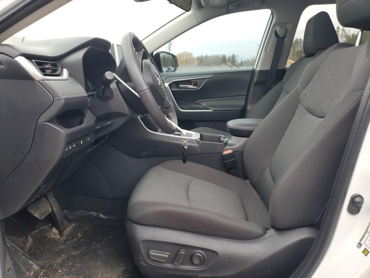 2024 Toyota RAV 4 - zdjęcie 7