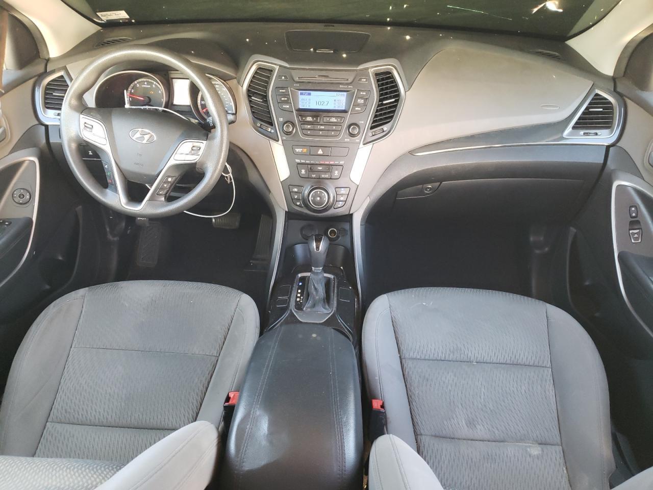 2016 Hyundai Santa Fe - zdjęcie 8