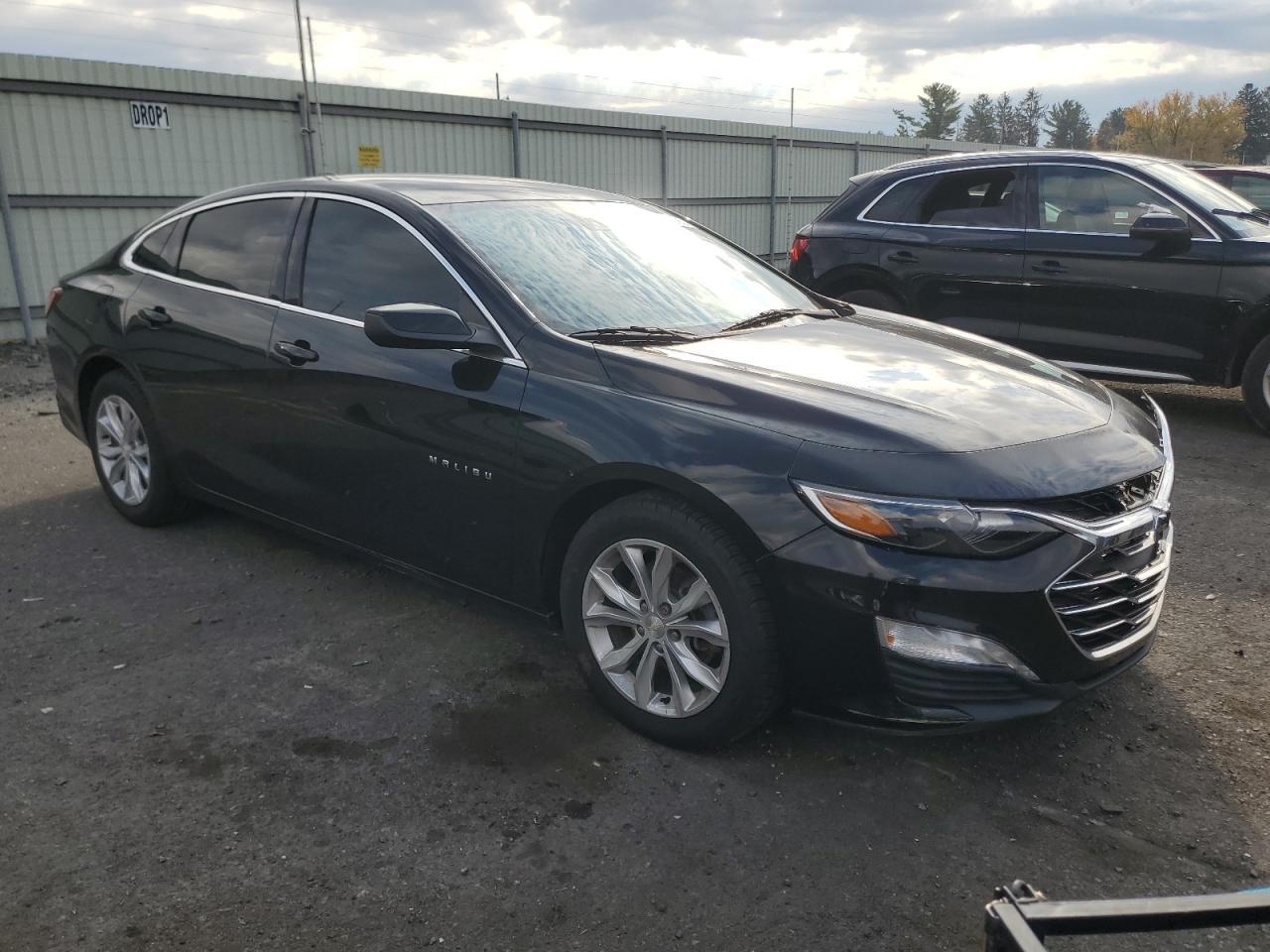 2019 Chevrolet Malibu - zdjęcie 4