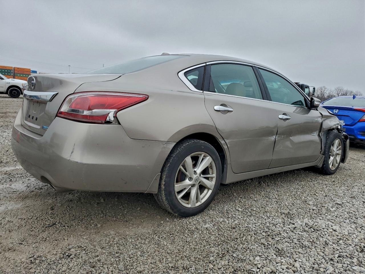 2013 Nissan Altima - zdjęcie 3