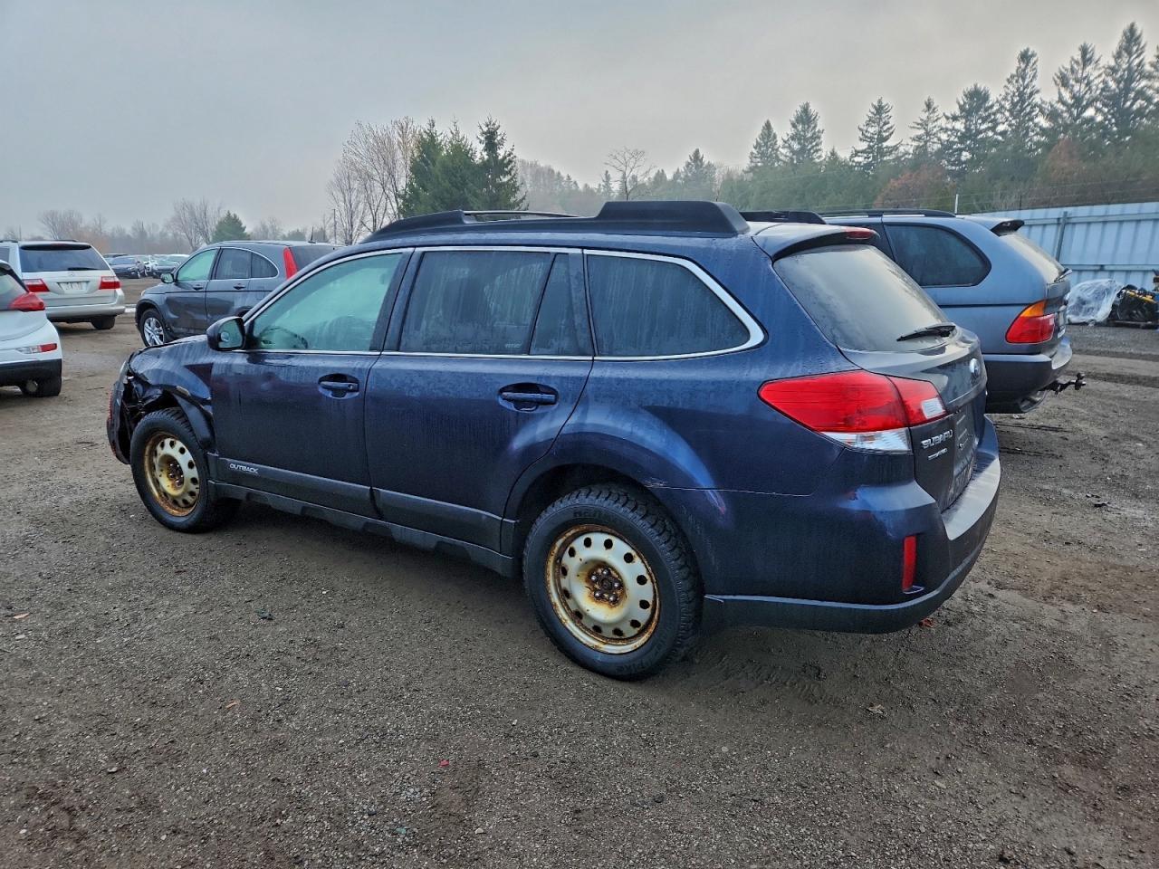 2013 Subaru Outback - zdjęcie 2
