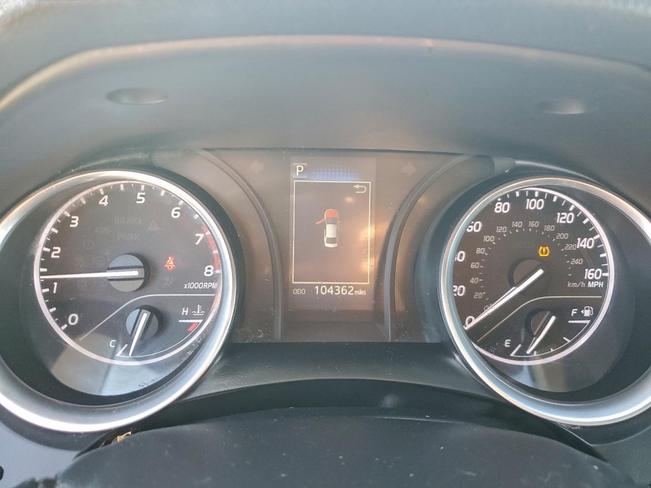 2018 Toyota Camry - zdjęcie 9