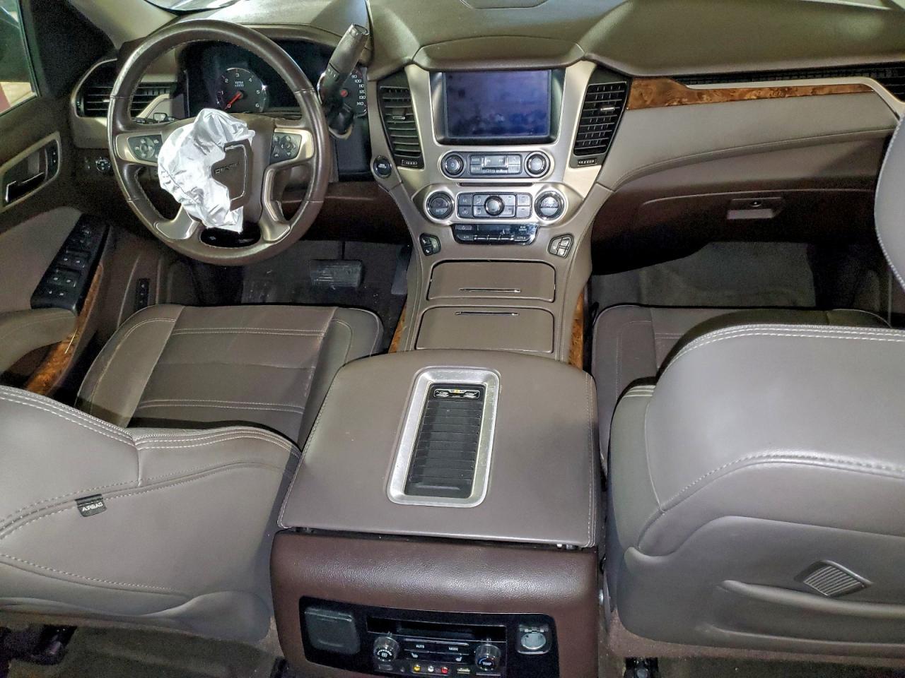 2015 GMC Yukon Denali - zdjęcie 8