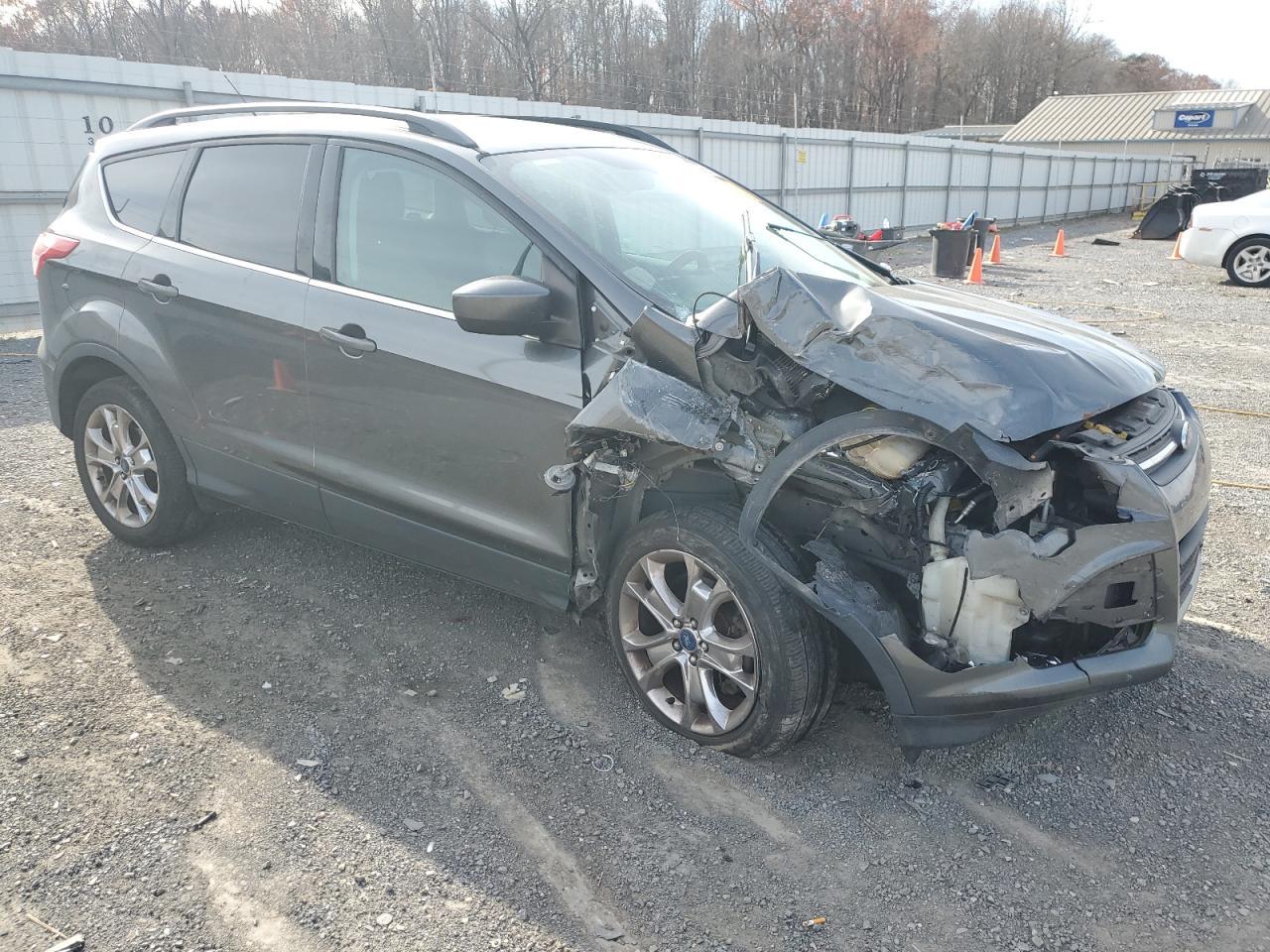 2015 Ford Escape - zdjęcie 4