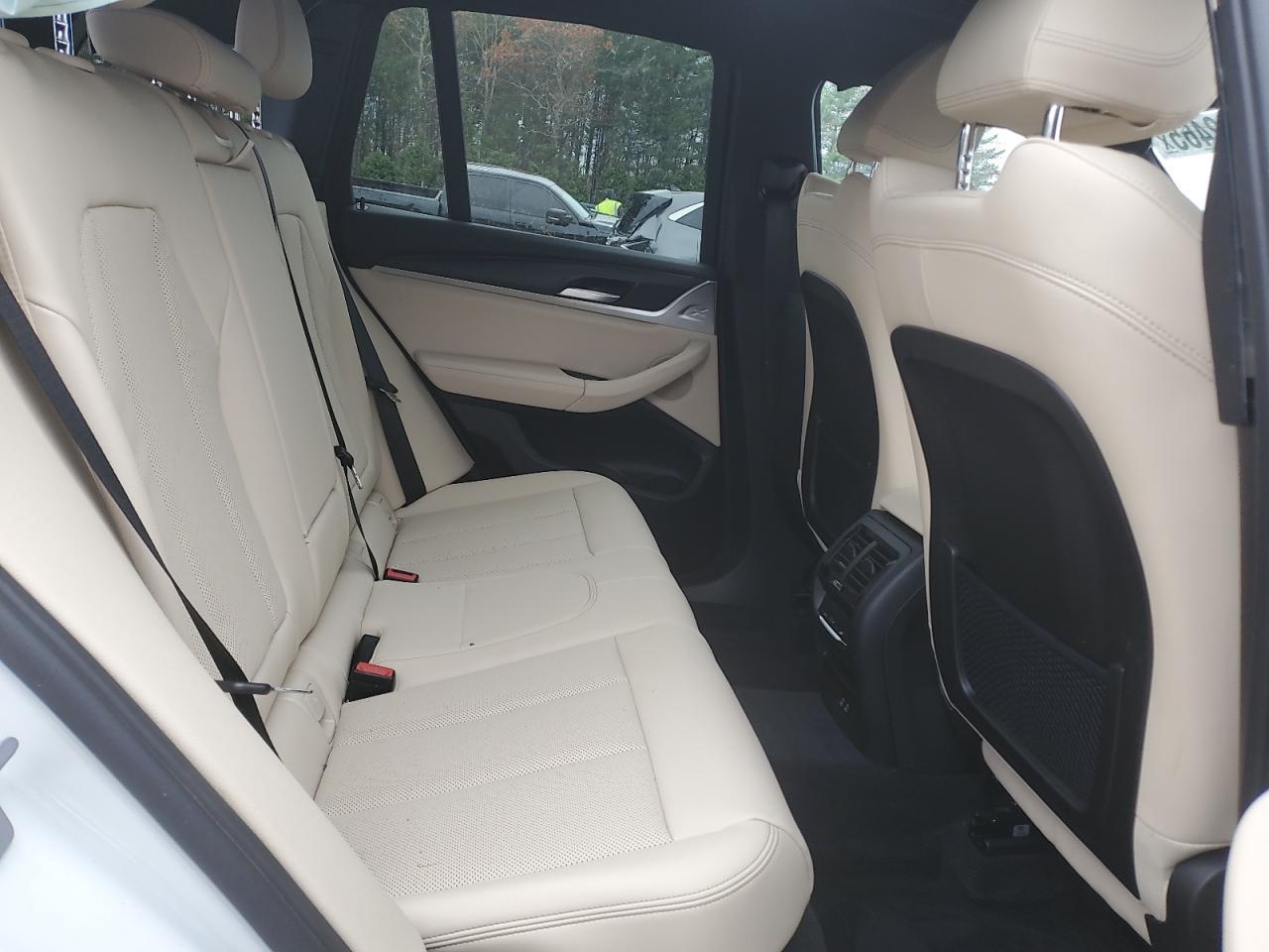 2024 BMW X3 xDrive30I - zdjęcie 11