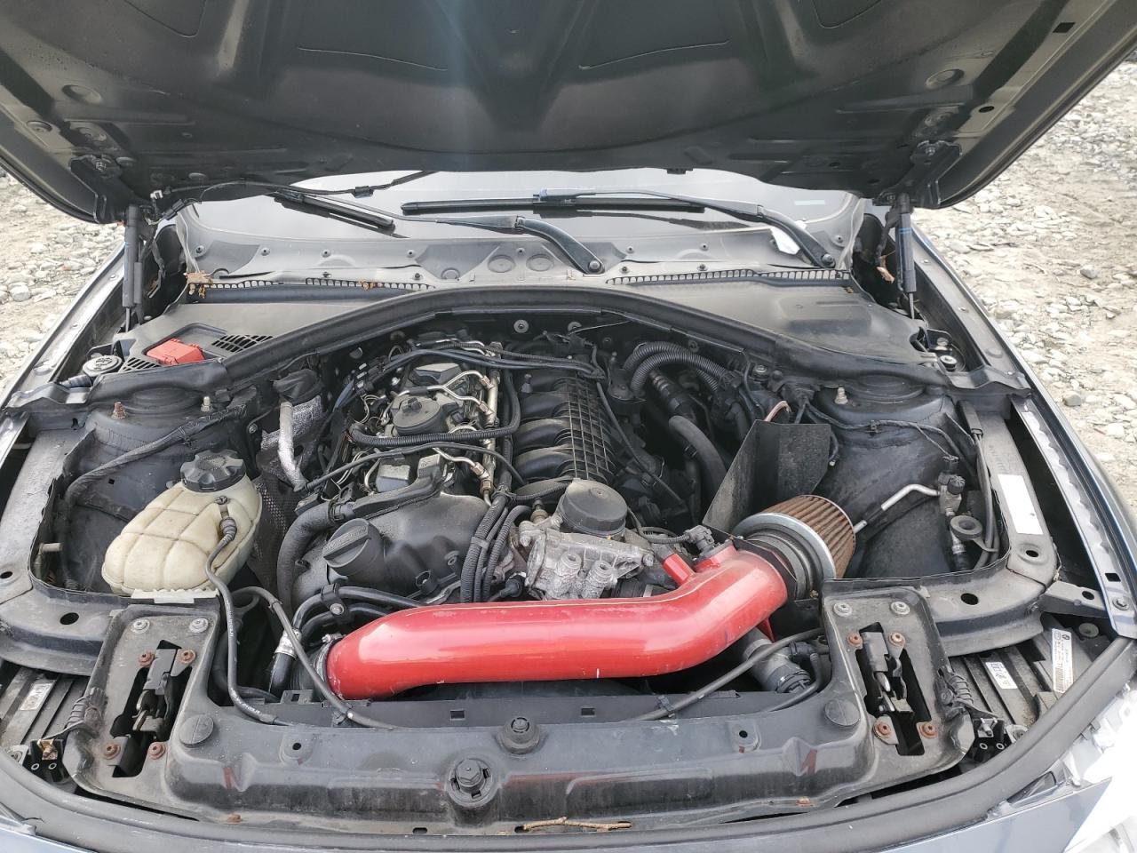 2013 BMW 335 Xi - zdjęcie 11
