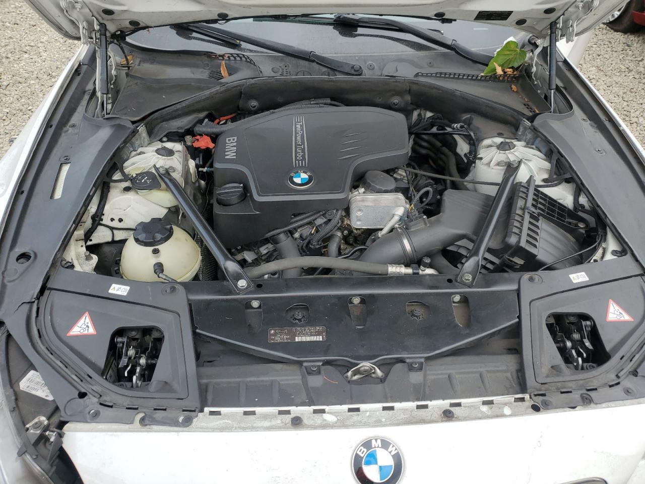2013 BMW 528 - zdjęcie 11
