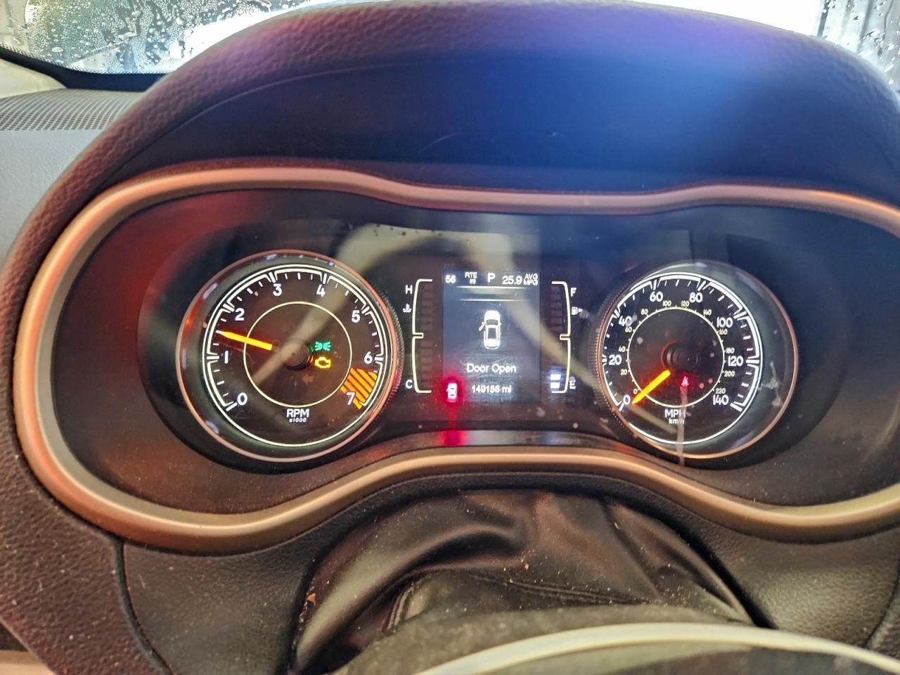 2015 Jeep Cherokee - zdjęcie 9