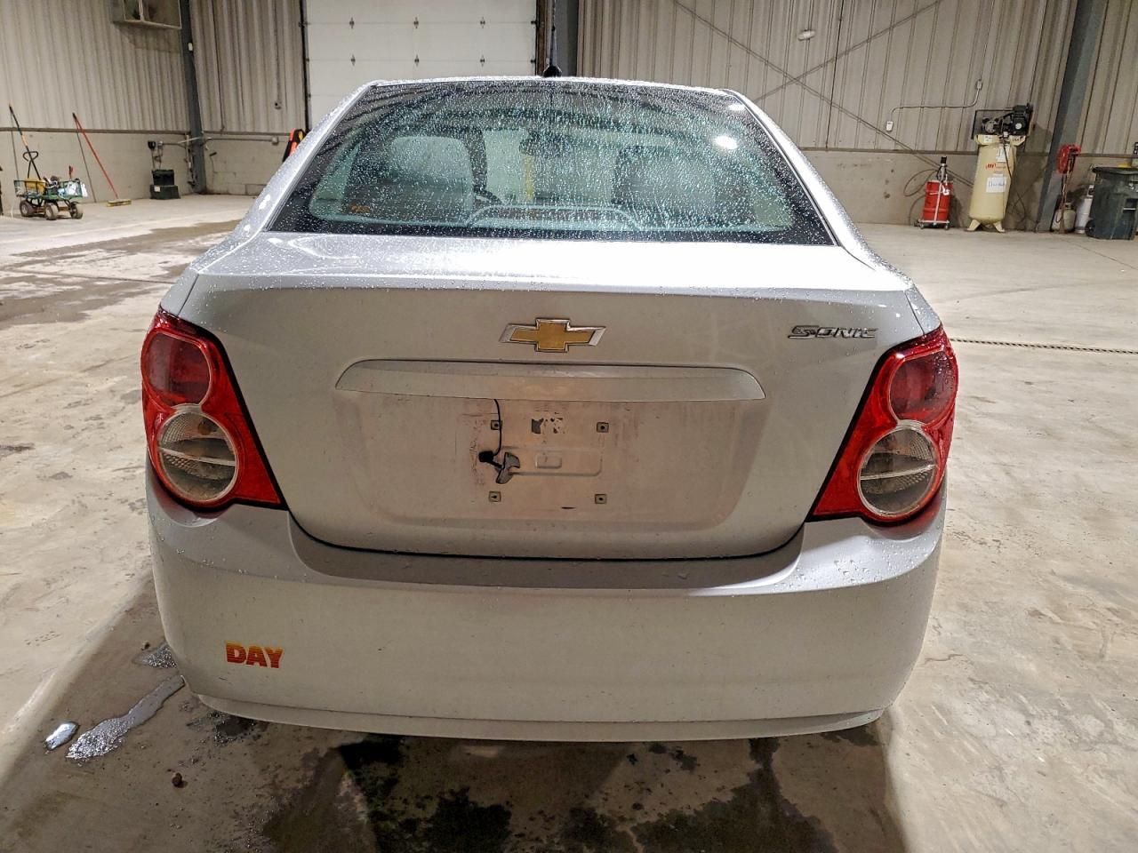 2013 Chevrolet Sonic - zdjęcie 6