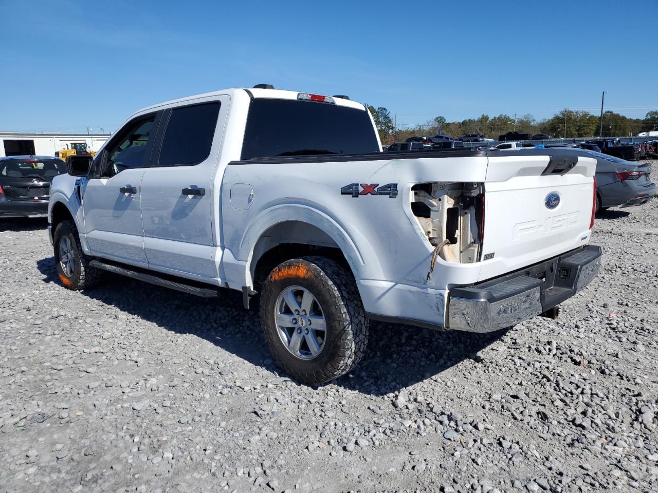 2022 Ford F150 Supercrew - zdjęcie 2