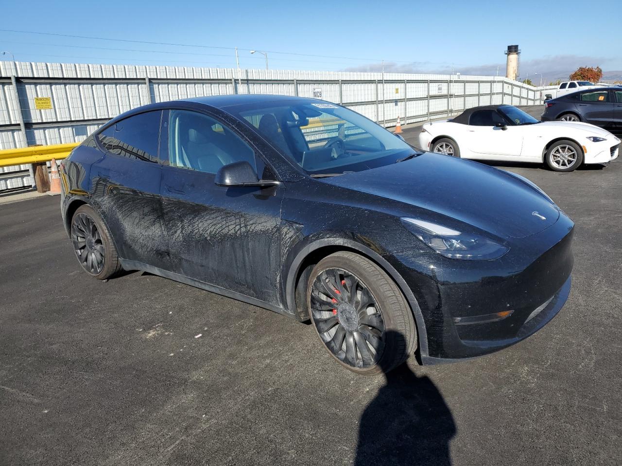 2023 Tesla Model Y - zdjęcie 4