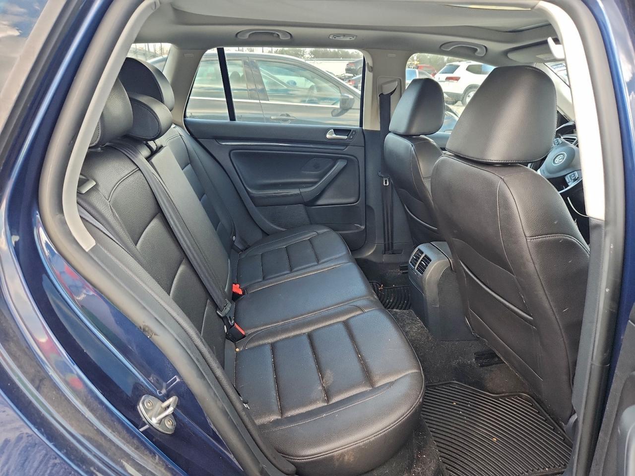 2014 Volkswagen Jetta - zdjęcie 11