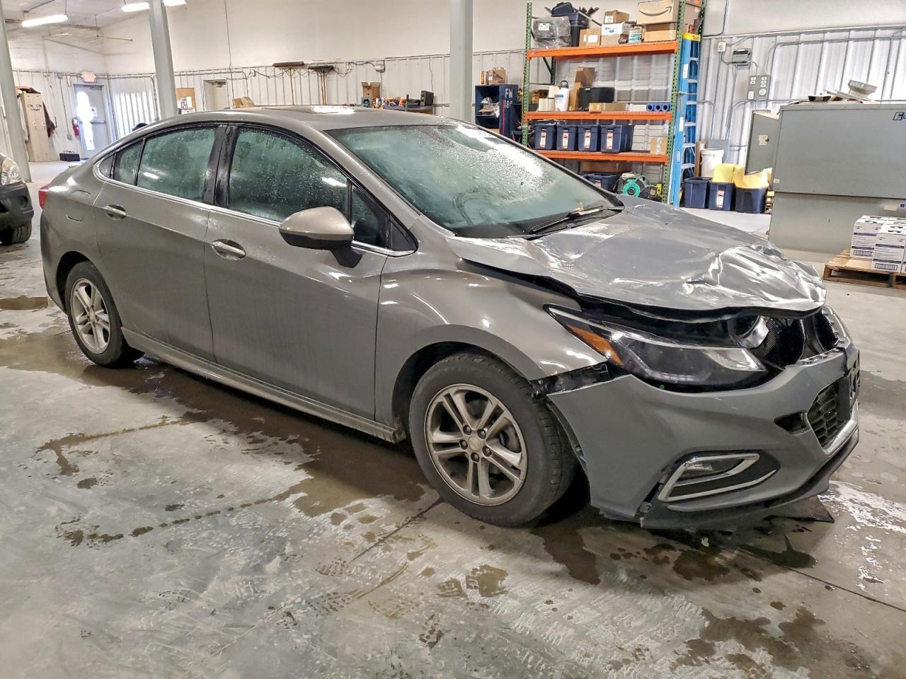 2018 Chevrolet Cruze Lt - zdjęcie 4