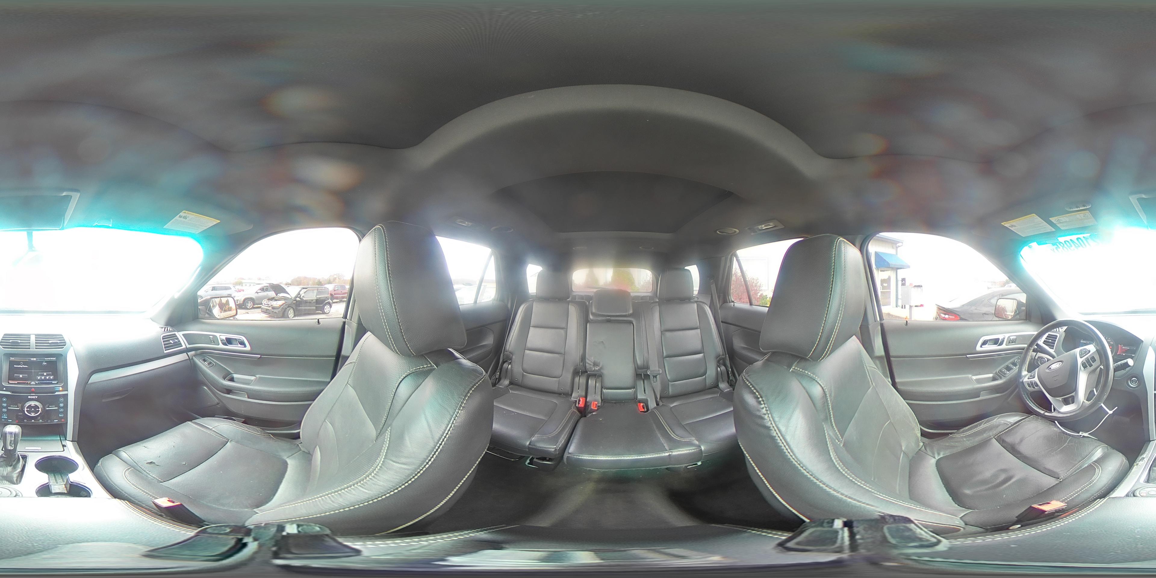 2014 Ford Explorer Sport - zdjęcie 15