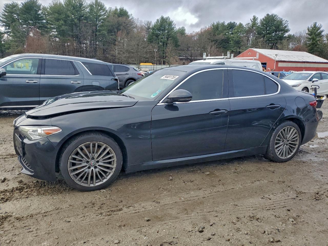 2017 Alfa Romeo Giulia Ti Q4 - zdjęcie główne