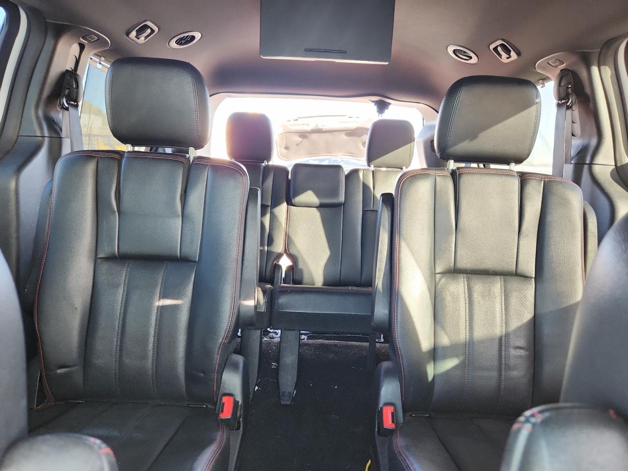 2017 Dodge Grand Caravan Gt - zdjęcie 10