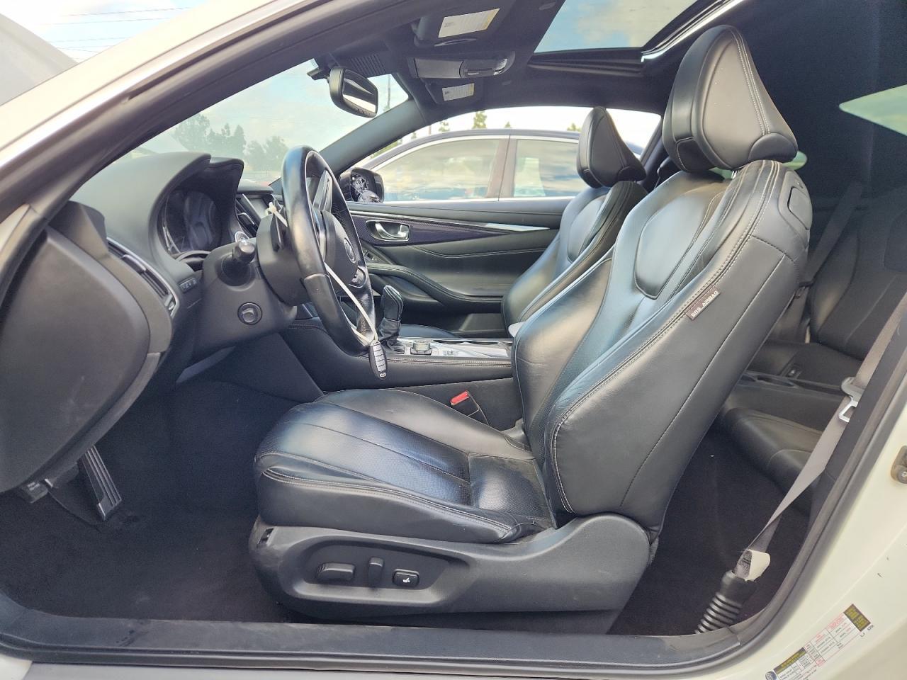 2019 Infiniti Q60 Red Sport 400 - zdjęcie 7
