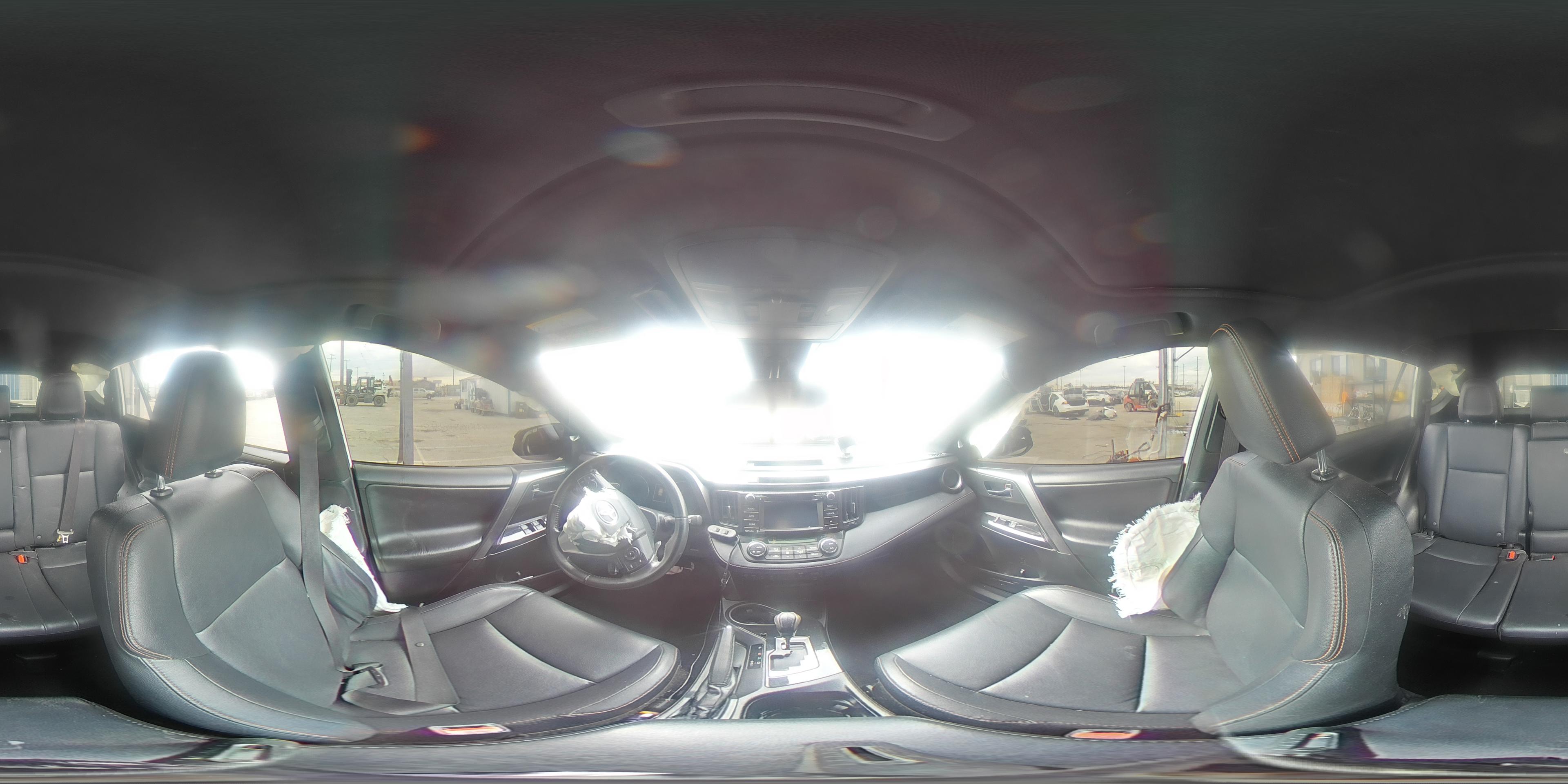 2018 Toyota RAV 4 - zdjęcie 16
