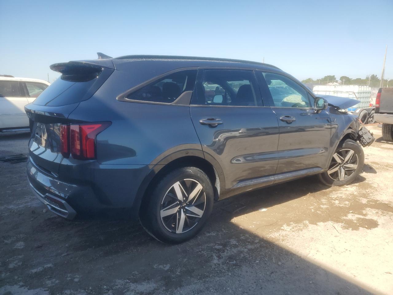 2023 Kia Sorento S - zdjęcie 3