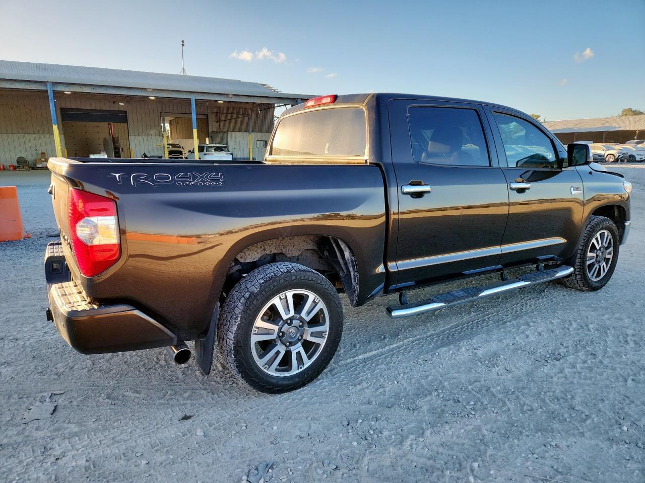 2019 Toyota Tundra - zdjęcie 3