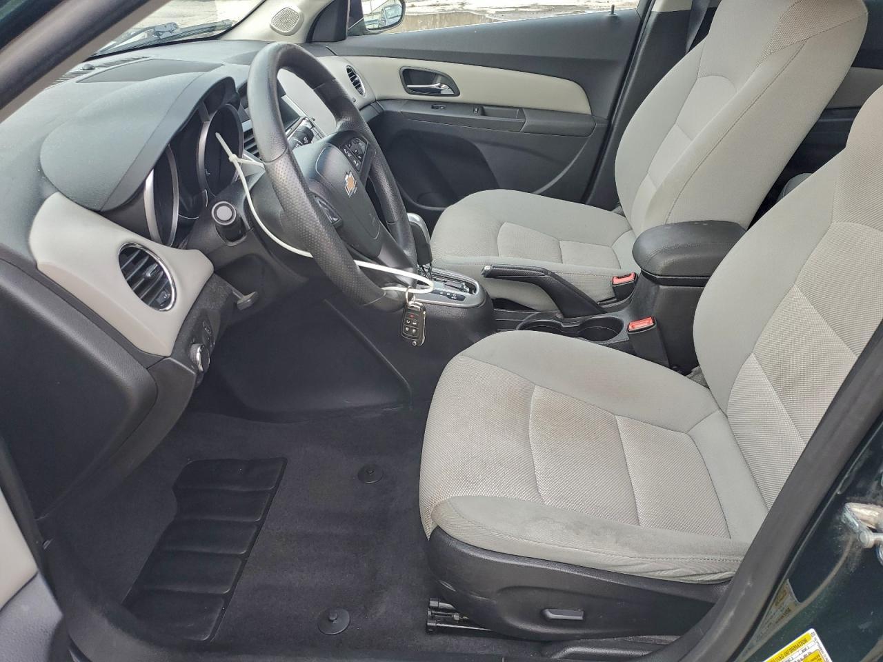 2015 Chevrolet Cruze - zdjęcie 7