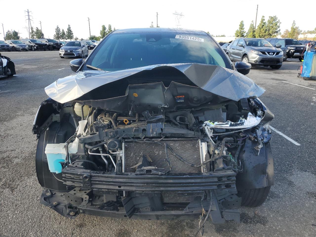 2020 Nissan Versa - zdjęcie 5