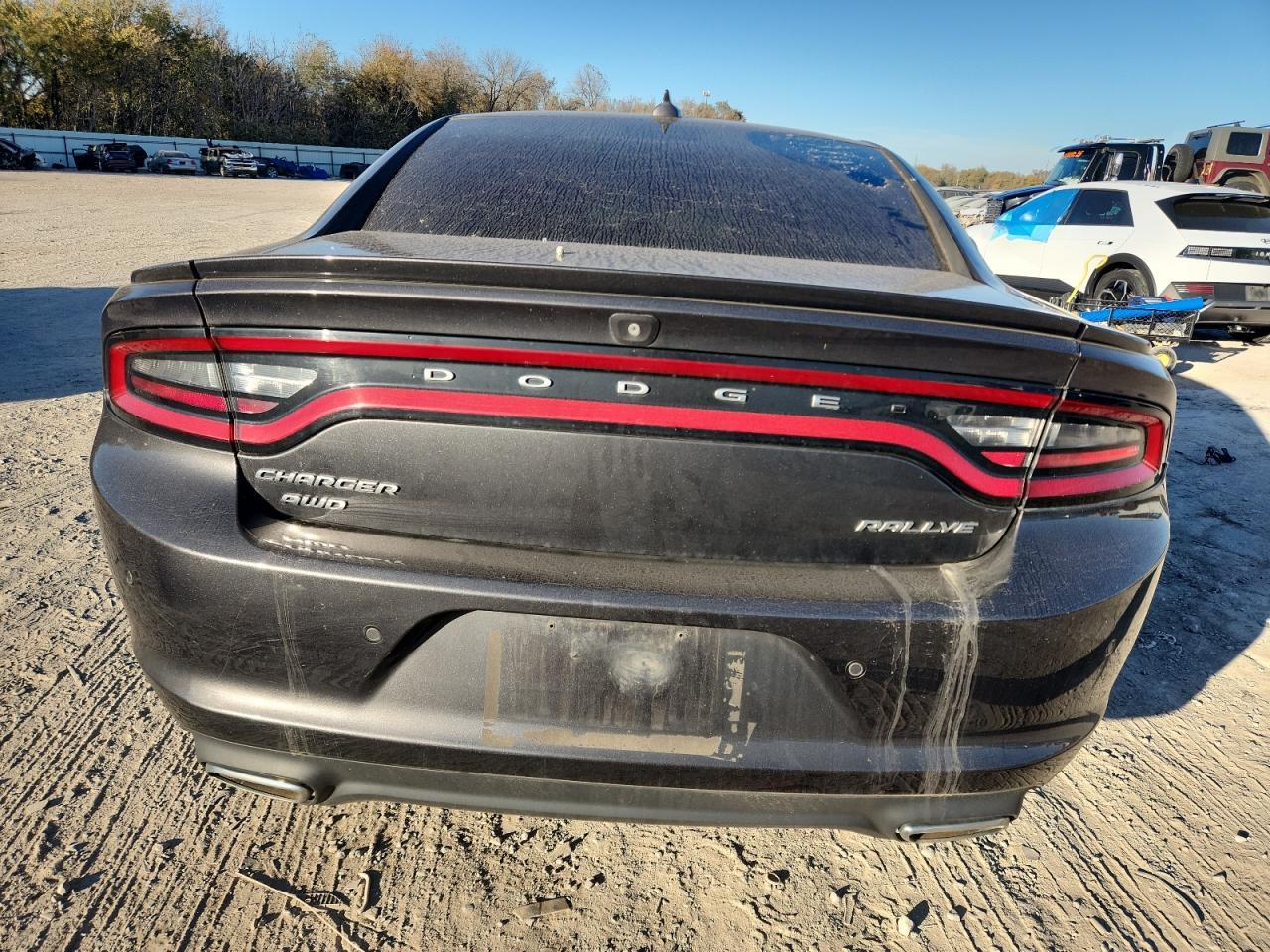 2015 Dodge Charger Sxt - zdjęcie 6