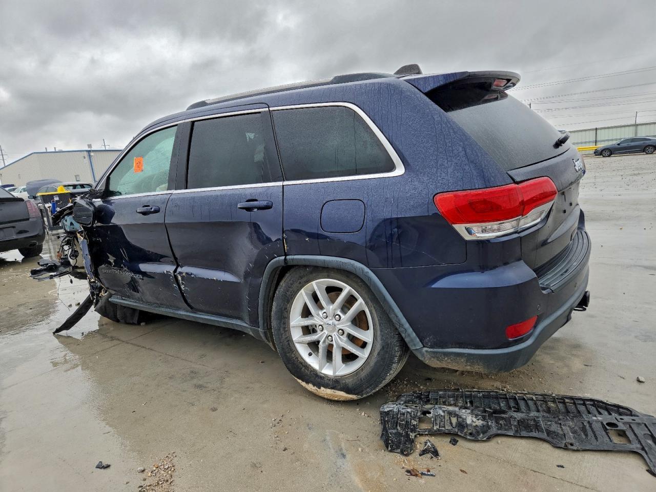 2017 Jeep Grand Cherokee Laredo - zdjęcie 2