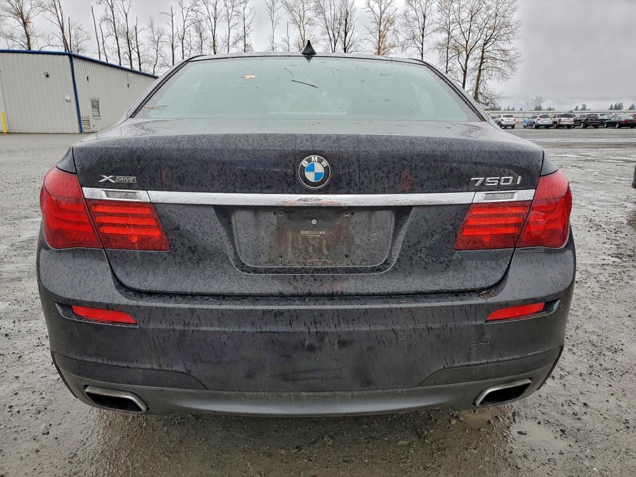 2015 BMW Seria 7 - zdjęcie 6