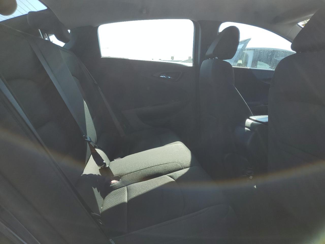 2020 Chevrolet Malibu Ls - zdjęcie 10