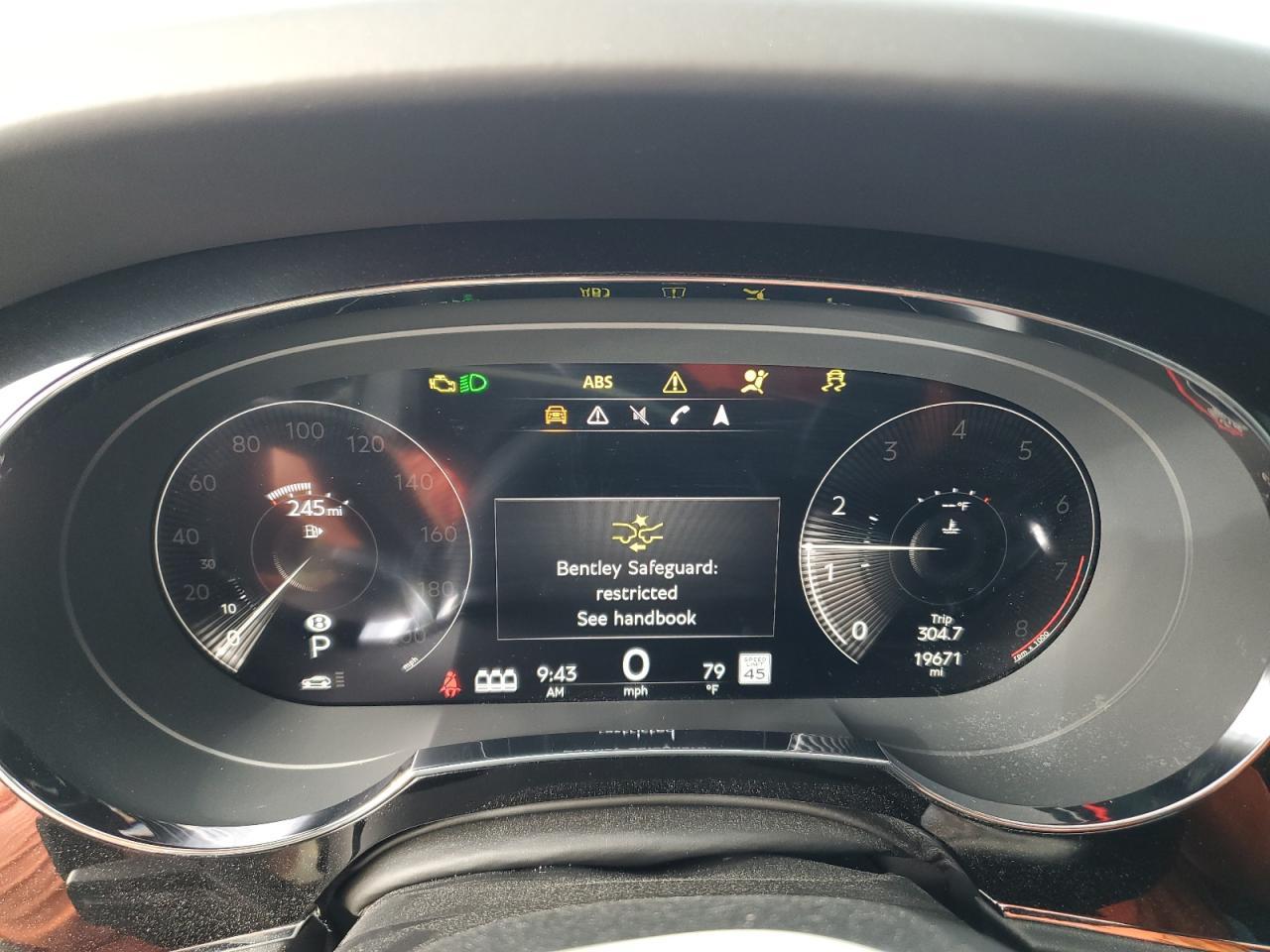 2023 Bentley Bentayga - zdjęcie 9