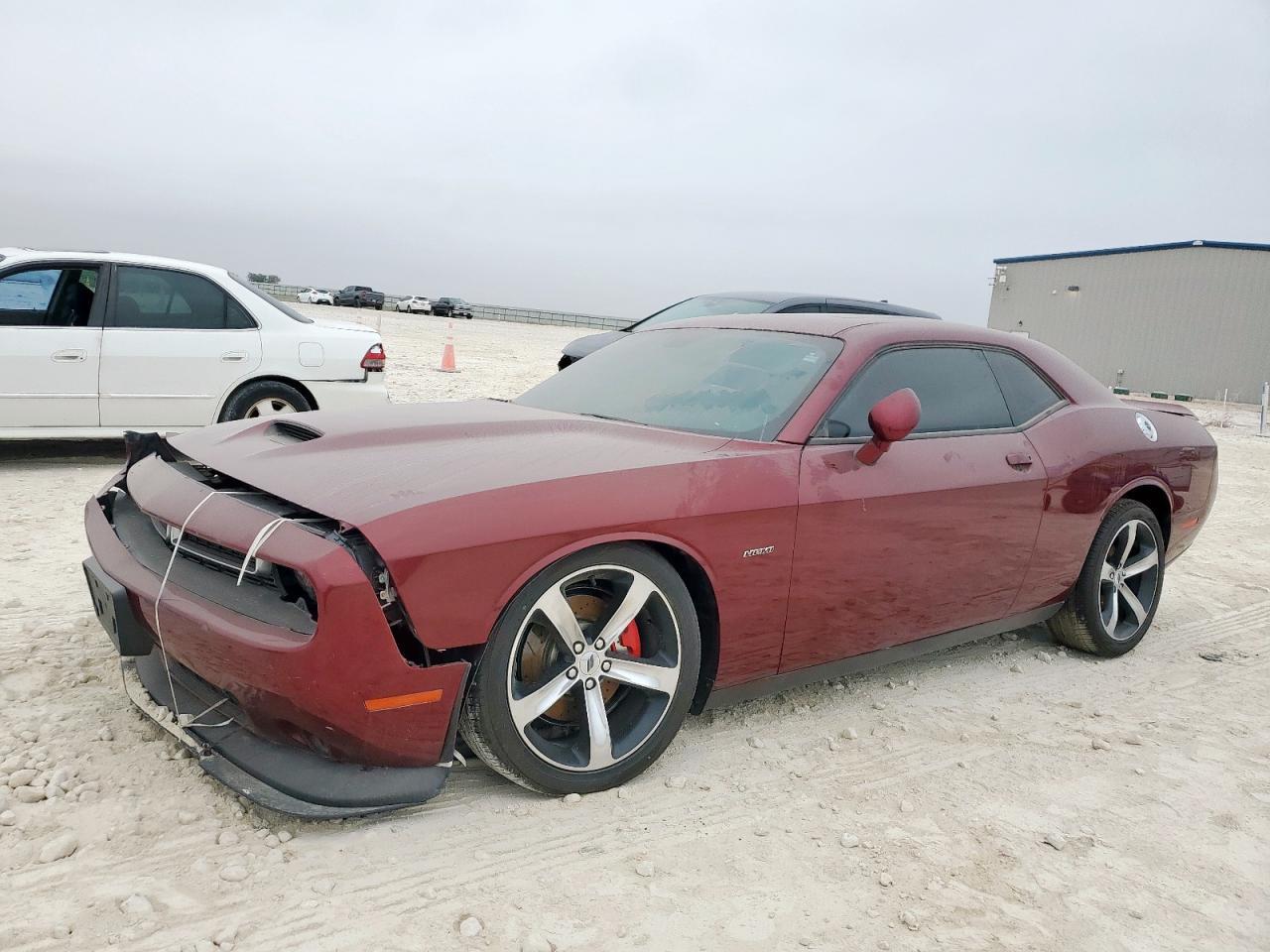 2019 Dodge Challenger R/T - zdjęcie główne