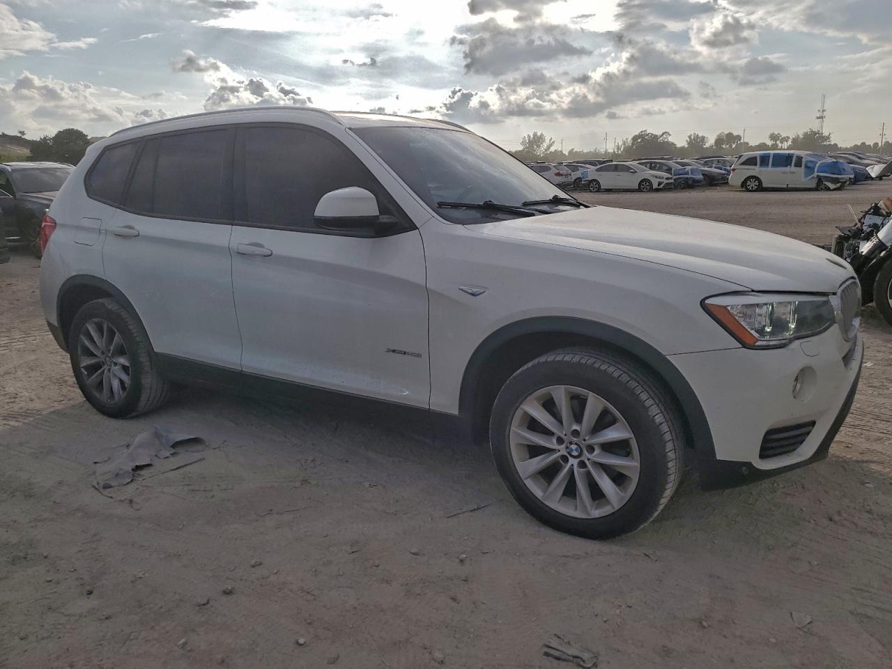 2017 BMW X3 - zdjęcie 4