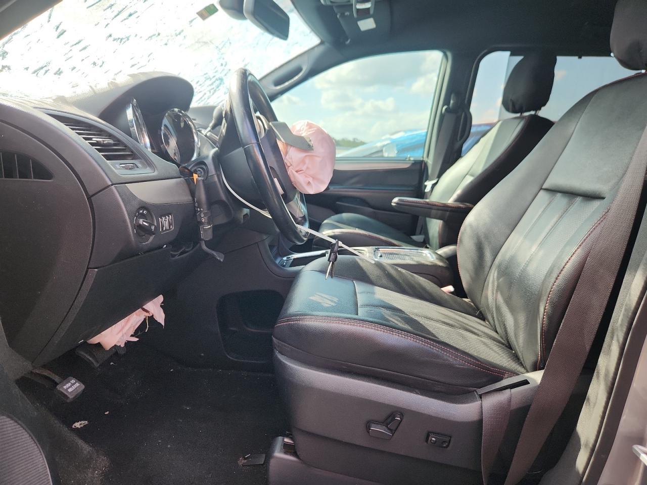 2019 Dodge Grand Caravan Gt - zdjęcie 7