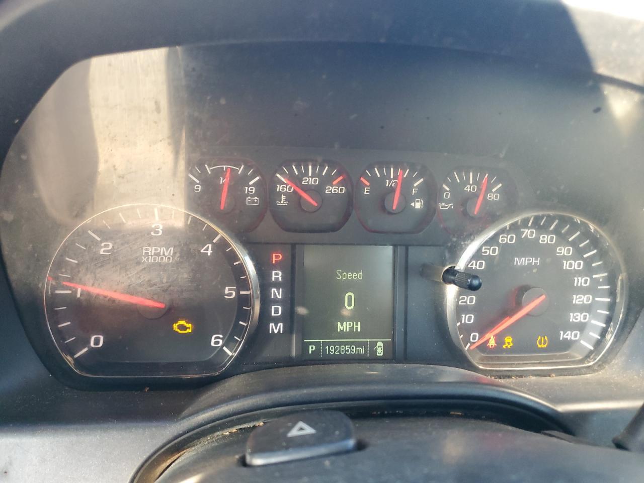 2016 Chevrolet Silverado - zdjęcie 9