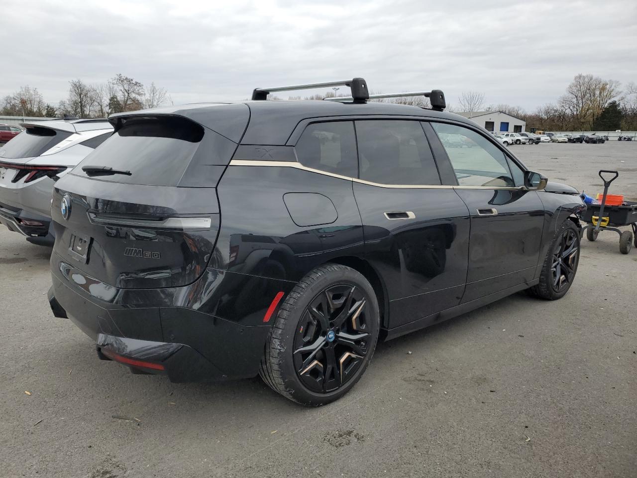 2023 BMW Ix M60 - zdjęcie 3