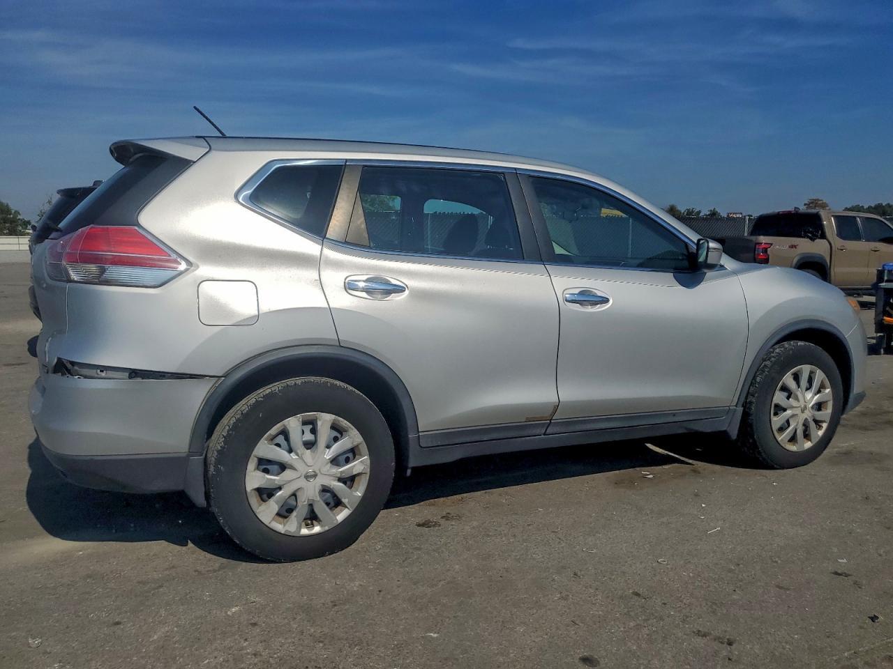 2014 Nissan Rogue - zdjęcie 3