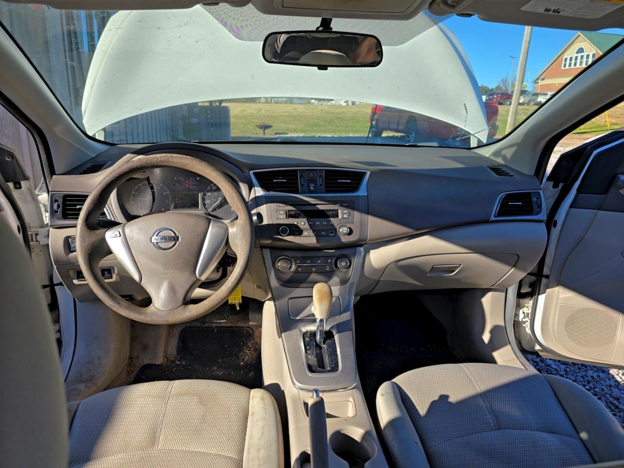 2014 Nissan Sentra - zdjęcie 9