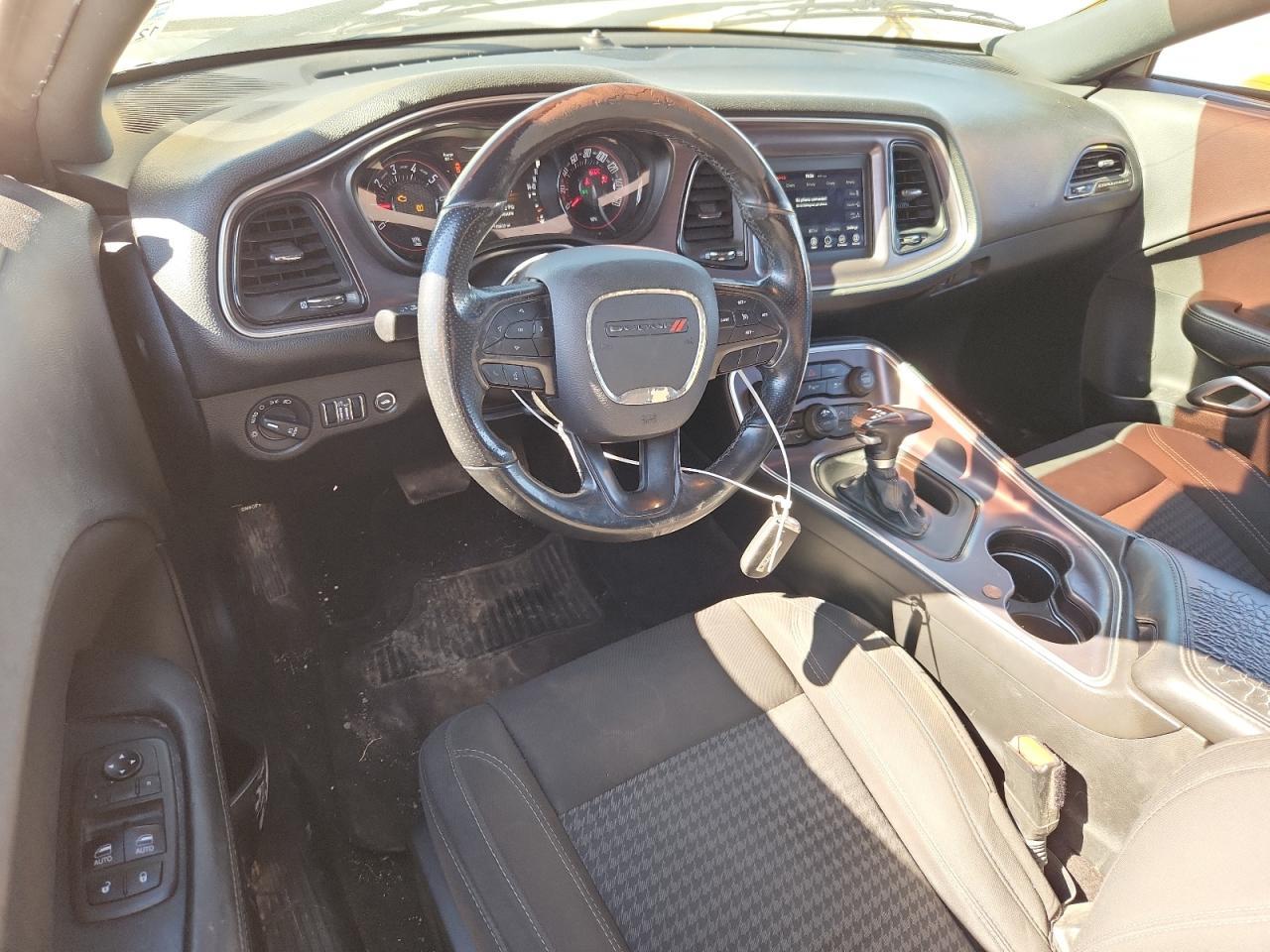2018 Dodge Challenger - zdjęcie 8