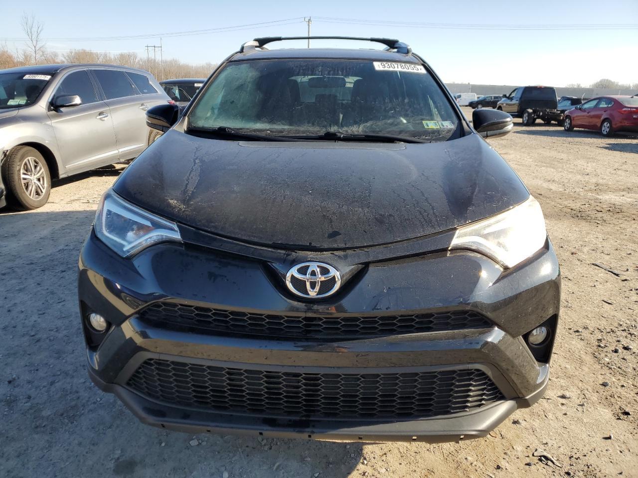 2016 Toyota RAV 4 - zdjęcie 5